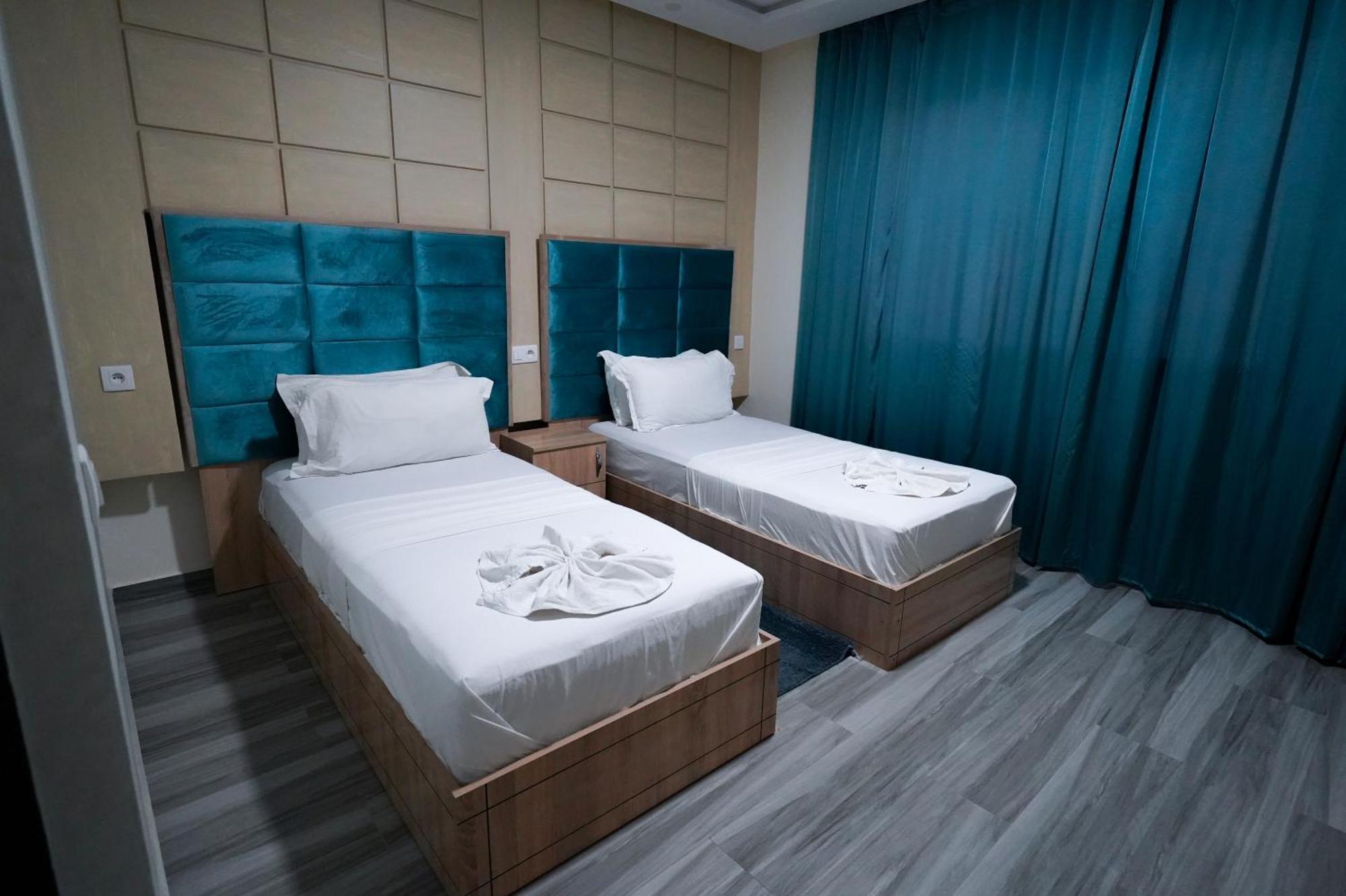 Fekri Hotel Мекнес Экстерьер фото