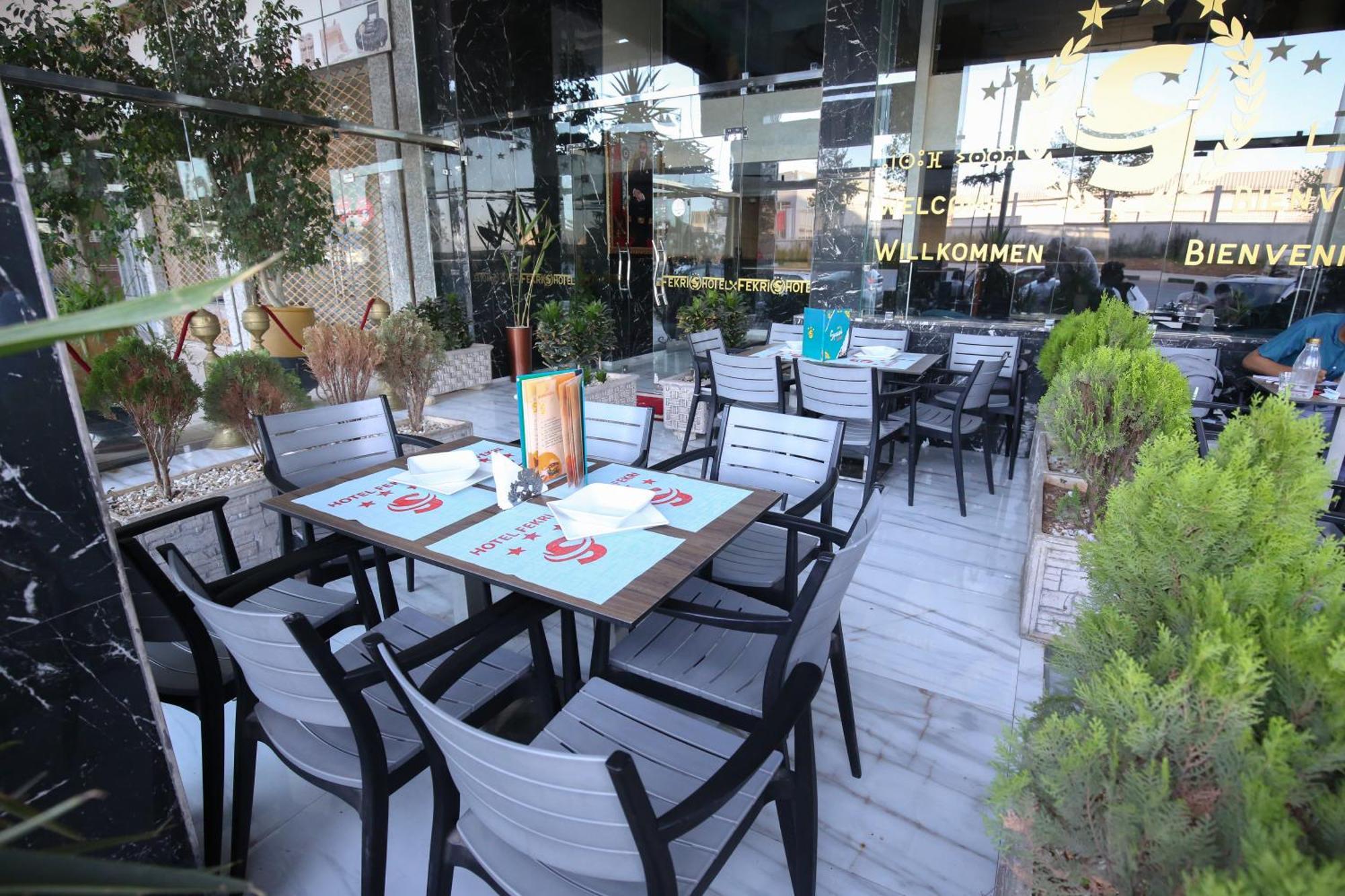Fekri Hotel Мекнес Экстерьер фото