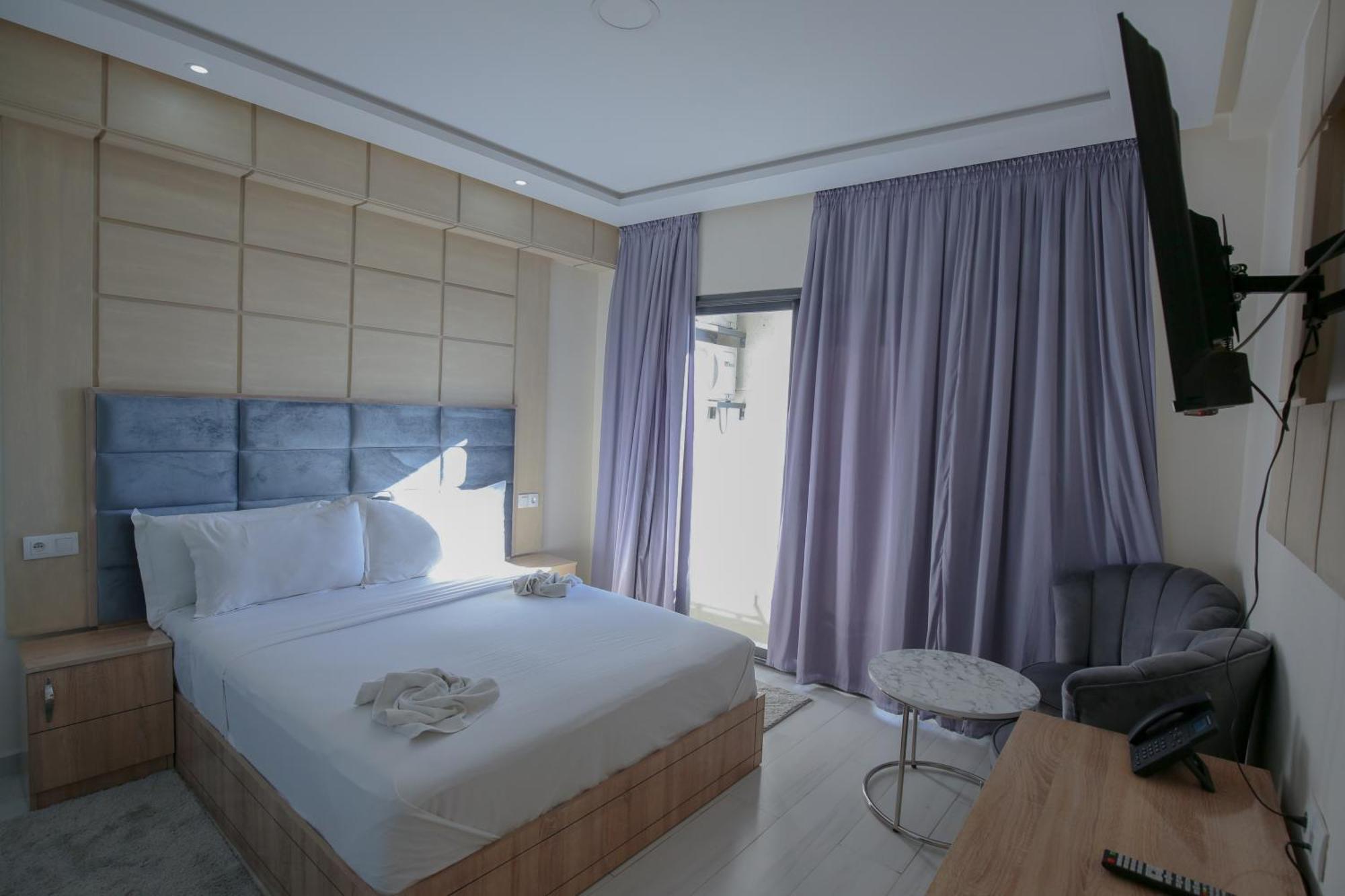 Fekri Hotel Мекнес Экстерьер фото